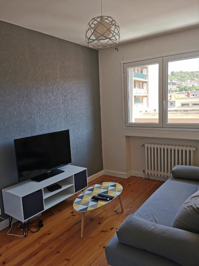 Chambre Privee Dans Appart Partage, Centre Ville, Avec Vue Sur Les Monuments Le Puy-en-Velay Dış mekan fotoğraf